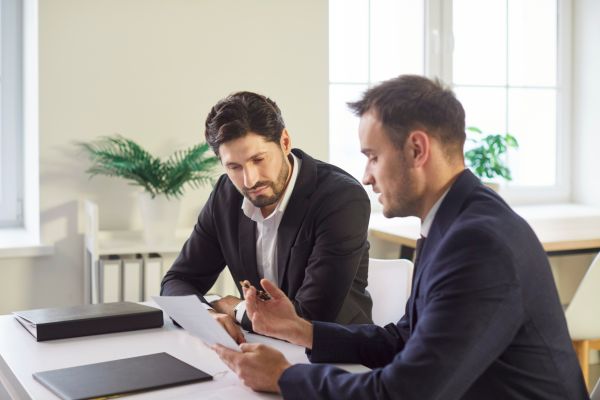 עורך דין חברות בתל אביב - עו"ד רן חלוץ